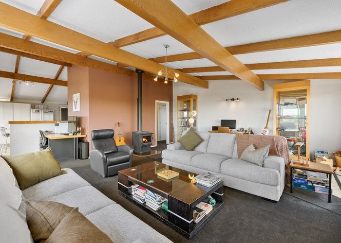  at 4 View Terrace, Huntsbury, Christchurch