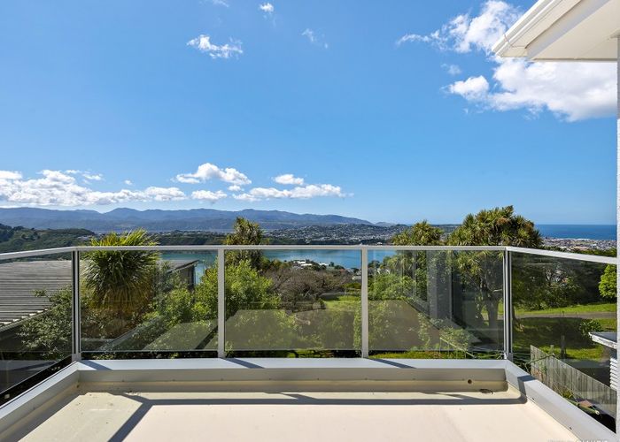  at 9 Alexandra Road, Roseneath, Wellington