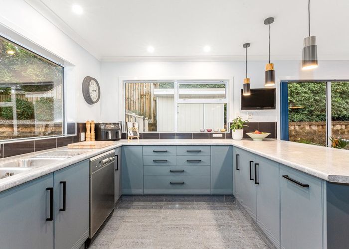  at 80 Te Puia Drive, Aotea, Porirua, Wellington