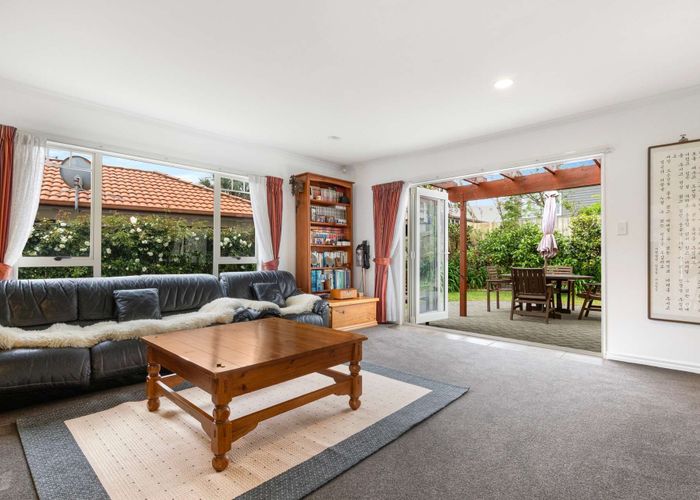  at 5 Nautilus Drive, Papamoa Beach, Papamoa