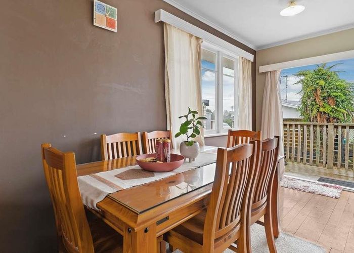  at 6 Murray Street, Gate Pa, Tauranga