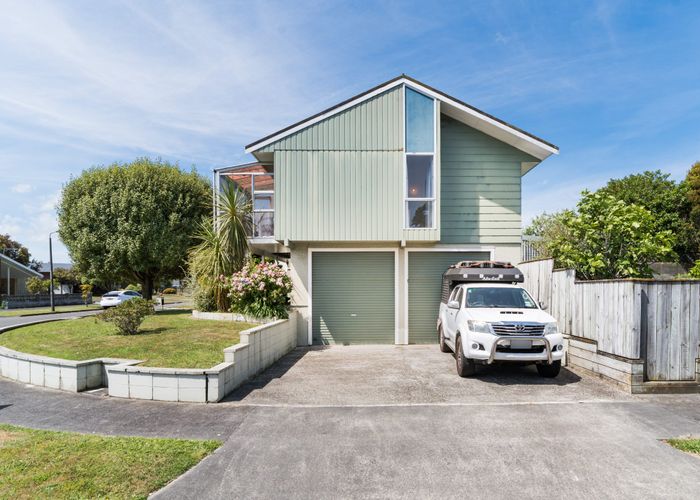  at 2 Paradise Place, Milson, Palmerston North, Manawatu / Whanganui