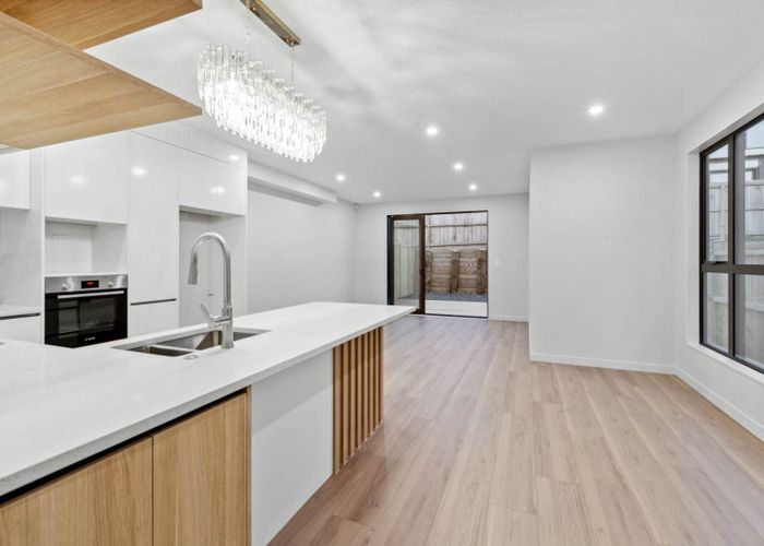  at 30A  Hearth Street, Flat Bush, Manukau City, Auckland