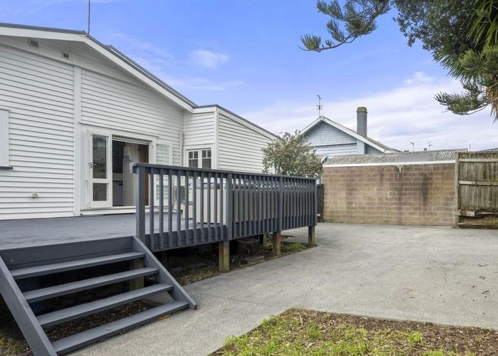  at 104A Balmoral Road, Mount Eden, Auckland City, Auckland