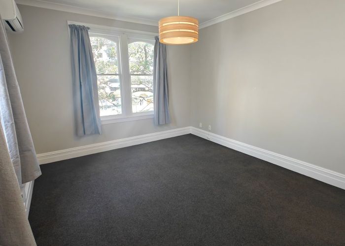  at 17 Portland Crescent, Thorndon, Wellington