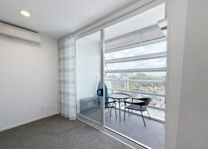  at 501/17 Amersham Way, Manukau, Manukau City, Auckland