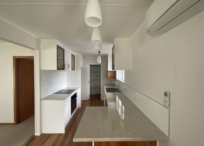  at 194 Seaview Road, Westown, New Plymouth