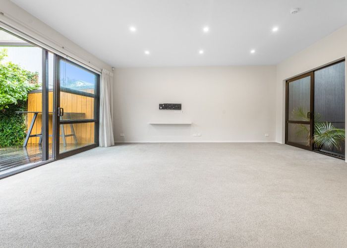  at 8 Gateway Avenue, Beachlands, Manukau City, Auckland