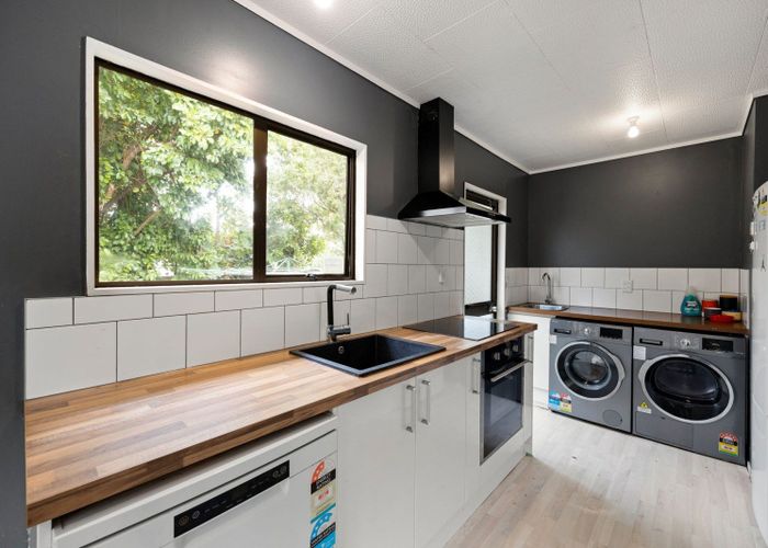  at 62 Garland Drive, Saint Andrews, Hamilton, Waikato