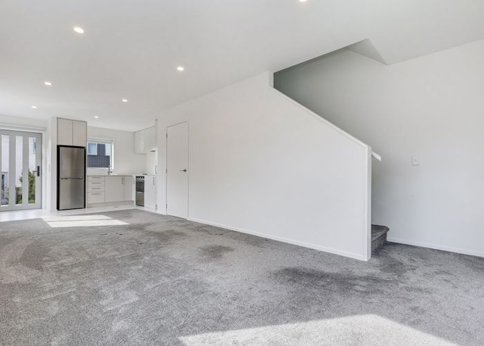  at 4/24 Kelwyn Road, Kelston, Waitakere City, Auckland