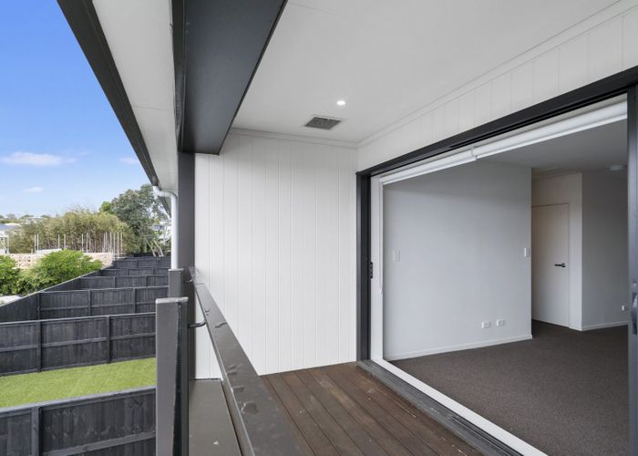  at 4045 Great North Road, New Lynn, Waitakere City, Auckland