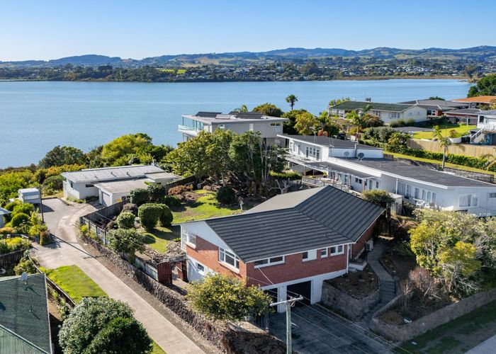  at 20 Lloyd Street, Parkvale, Tauranga