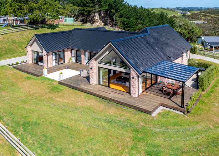  at 2 Puketiro Road, Whitford, Howick