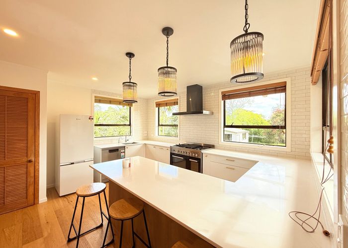  at 12 Sherrybrooke Place, Sunnyvale, Waitakere City, Auckland