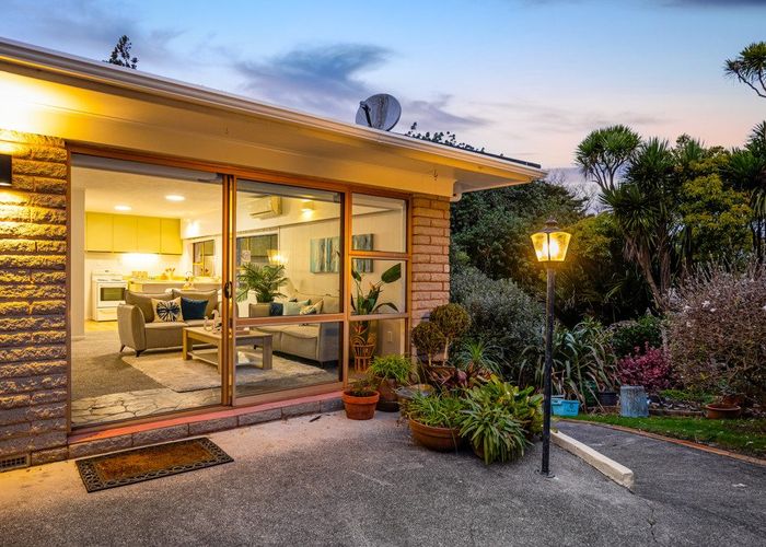  at 18B Impala Place, Hillsborough, Auckland