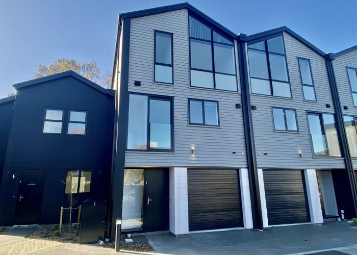  at 4/27 Harewood Road, Papanui, Christchurch City, Canterbury