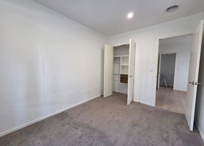  at Granny Flat/55 Koromeke Street, Flat Bush, Manukau City, Auckland