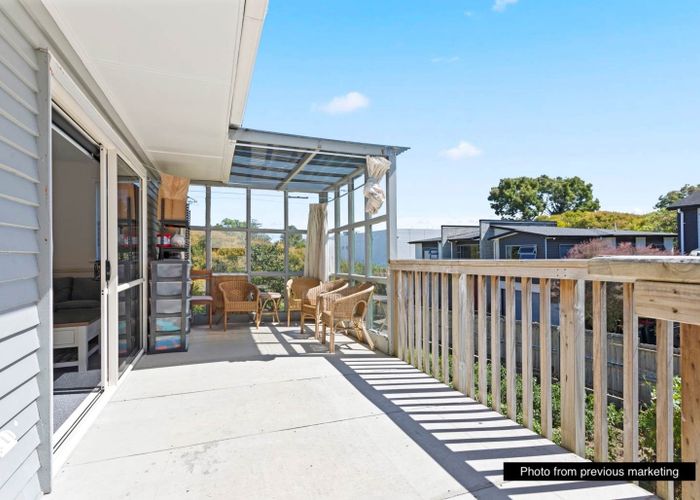  at 39 Newington Road, Henderson, Waitakere City, Auckland