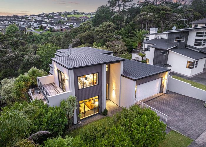 at 15 Aberley Road, Schnapper Rock, North Shore City, Auckland