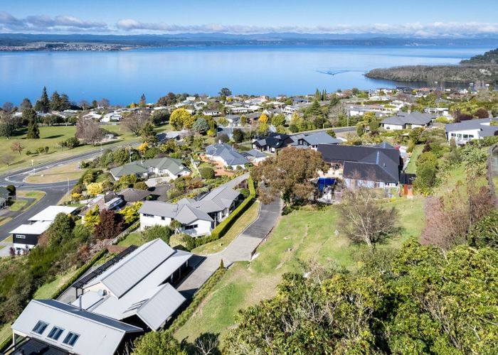 For sale 32 Mapara Road, Acacia Bay, Taupo, Waikato homes.co.nz