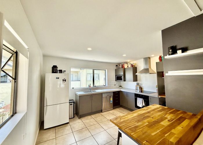  at 440b Wilsons Road North, Waltham, Christchurch City, Canterbury