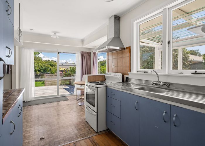  at 303 Chadwick Rd, Gate Pa, Tauranga, Bay Of Plenty