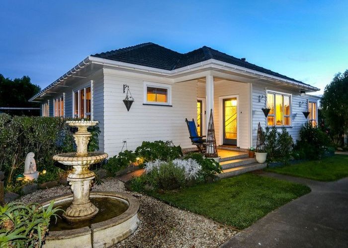  at 7091 South Road, New Plymouth