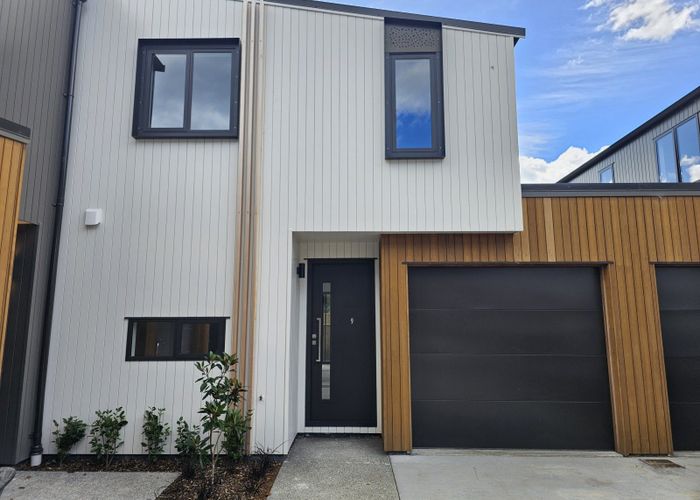  at 9/323 Riverside Drive, Waterloo, Lower Hutt