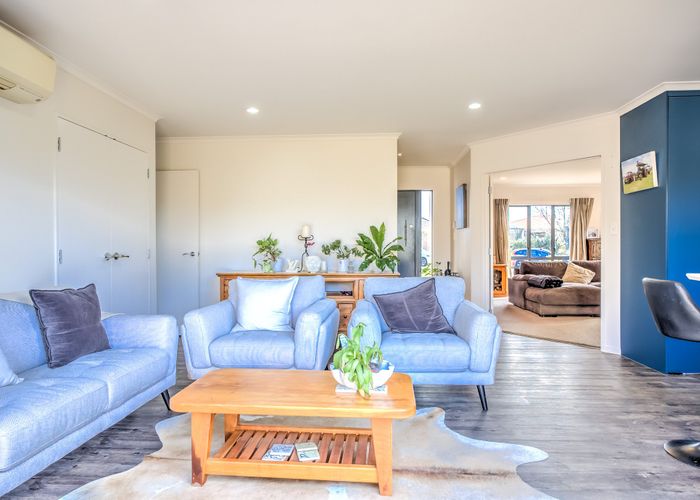  at 14 Cairns Crescent, Rototuna, Hamilton
