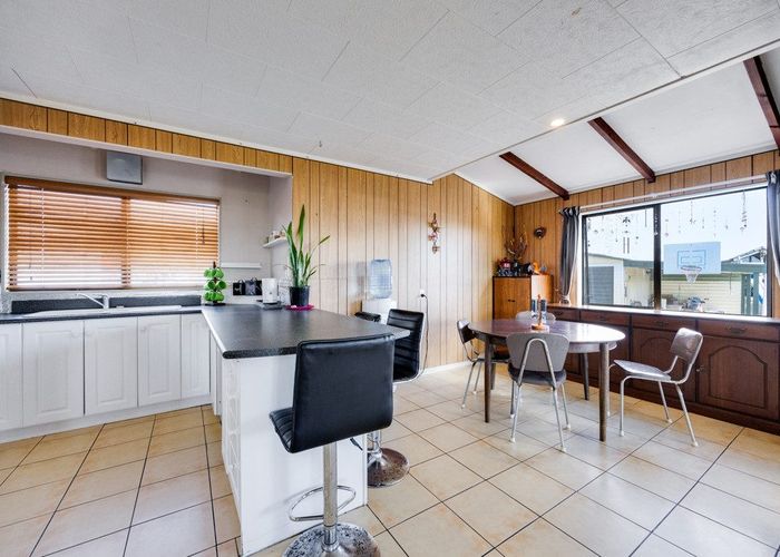  at 12 Puriri Avenue, Kaiaua, Franklin, Auckland
