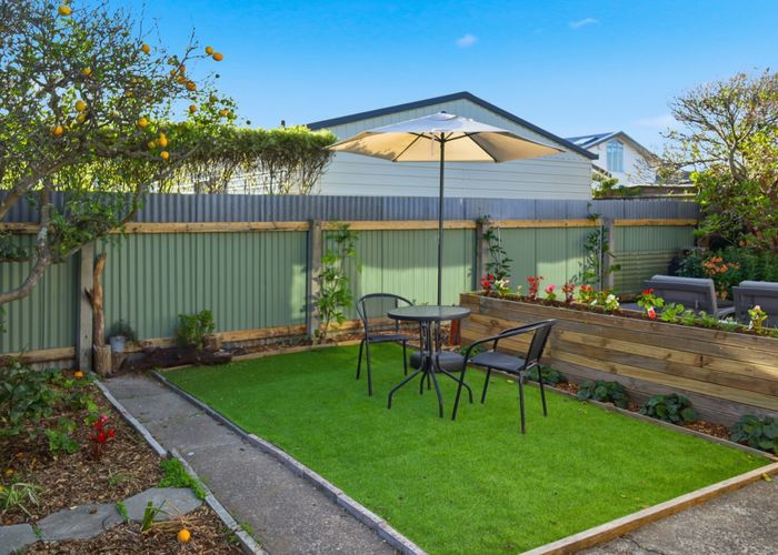  at 1/25 Aparima Street, Miramar, Wellington, Wellington