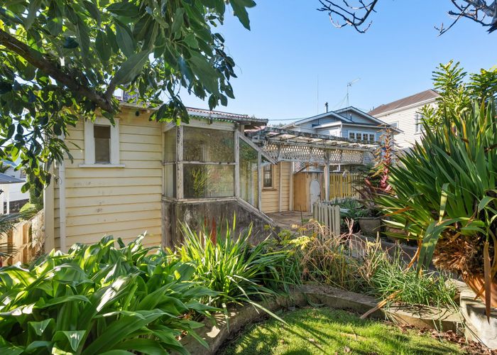  at 16 Beaconsfield Street, Grey Lynn, Auckland City, Auckland