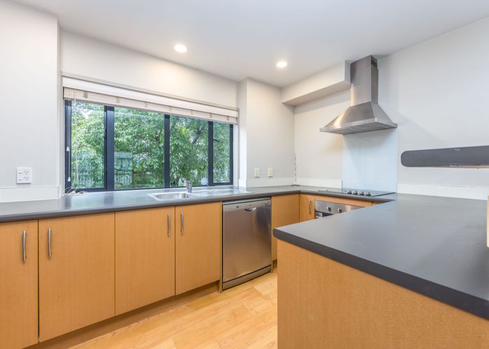  at 4 Dovedale Place, Parnell, Auckland