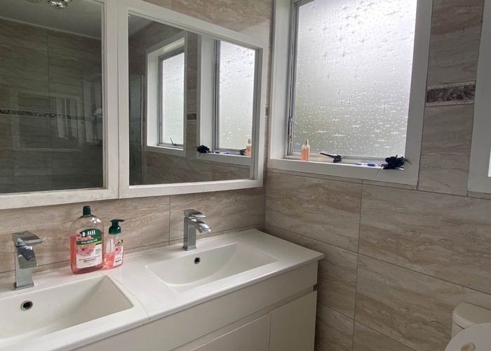  at 16 Neems Place, Manurewa, Manukau City, Auckland