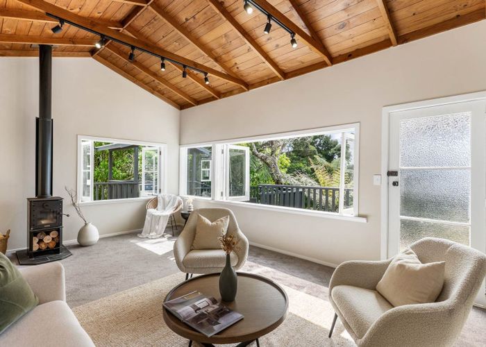  at 25 Turanga Road, Henderson Valley, Waitakere City, Auckland