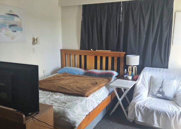  at 1/528 Papamoa Beach Road, Papamoa, Tauranga, Bay Of Plenty