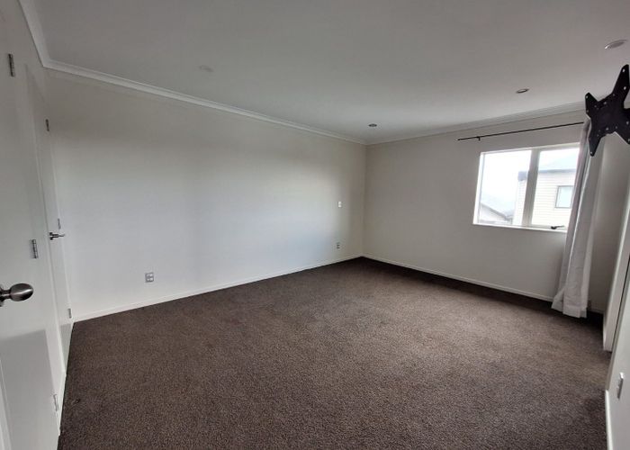  at 4/4 Wallson Crescent, Wiri, Manukau City, Auckland
