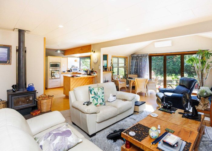  at 11 Ferry Street, Foxton Beach, Horowhenua, Manawatu / Whanganui