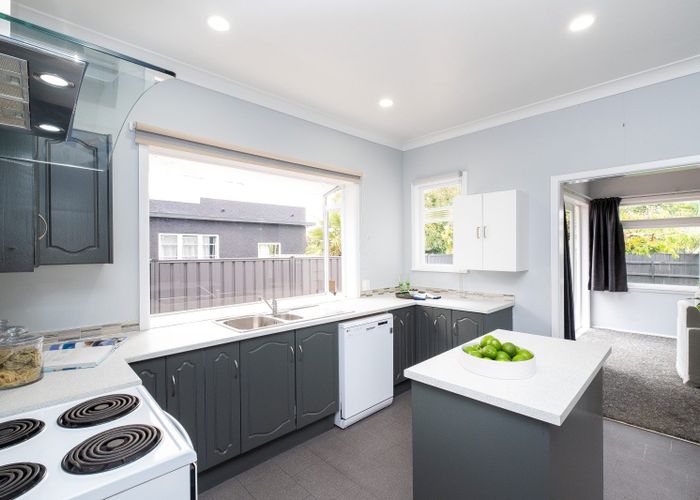  at 503 Grove Road, Mayfair, Hastings