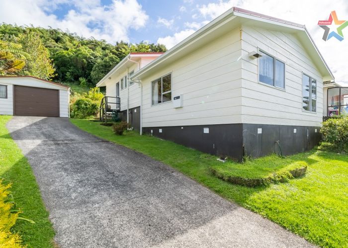  at 251 Major Drive, Kelson, Lower Hutt