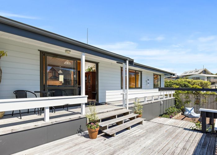  at 8 Mariners Grove, Algies Bay, Warkworth