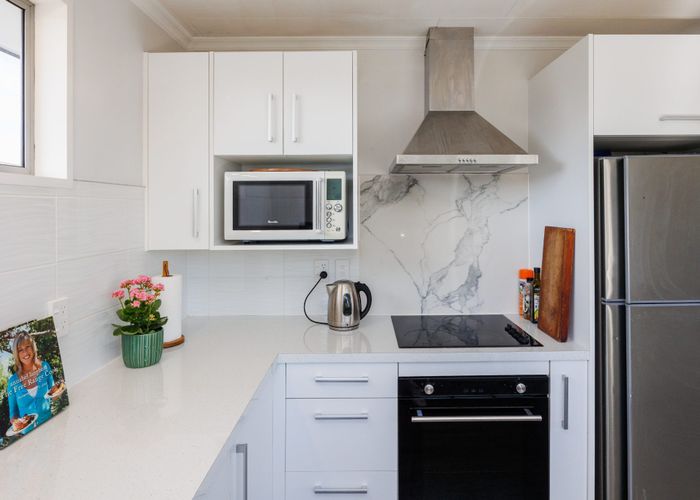  at 24 Dunk Place, Milson, Palmerston North, Manawatu / Whanganui