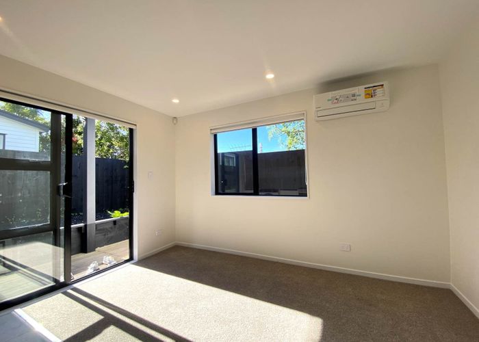  at 2/40D Arran Road, Browns Bay, North Shore City, Auckland