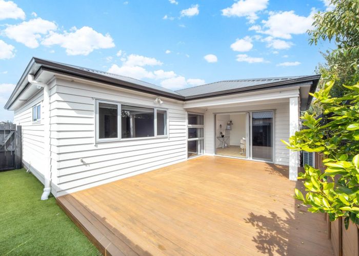  at 33B Glengarry Road, Glen Eden, Waitakere City, Auckland
