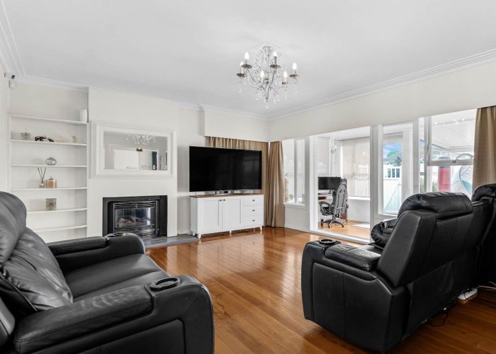  at 34 Sunrise Avenue, Mairangi Bay, North Shore City, Auckland
