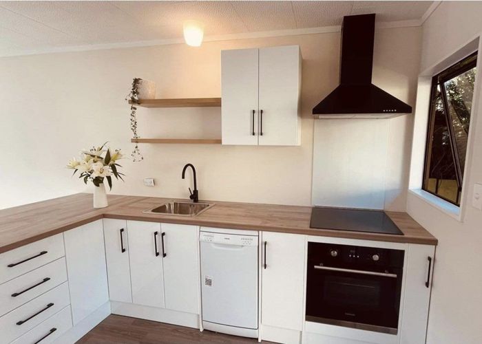  at 2/90 Toi Toi Street, Toi Toi, Nelson