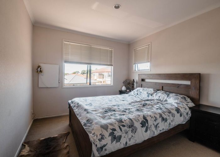  at 18 Pitt Avenue, Clendon Park, Auckland