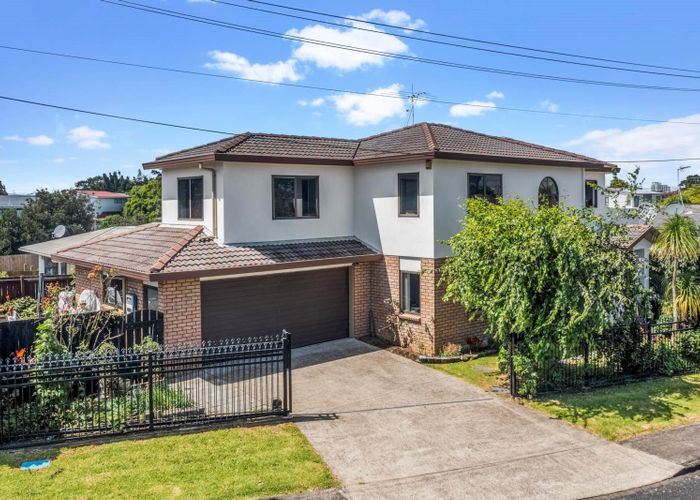  at 1 Plymouth Place, Papatoetoe, Auckland