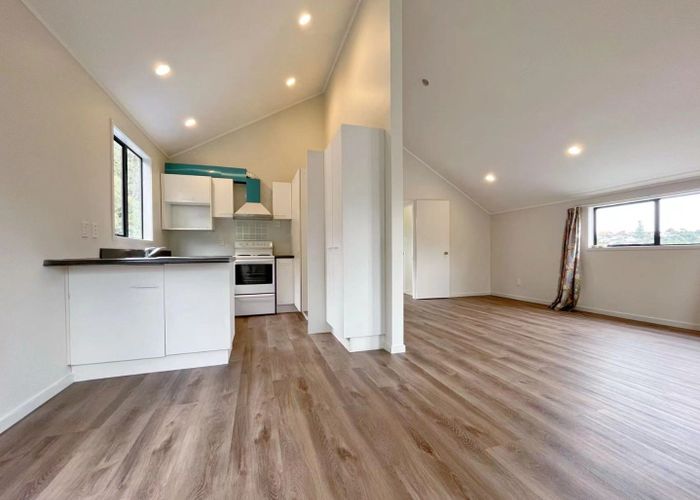  at 1/41 Howard Road, Northcote, Auckland