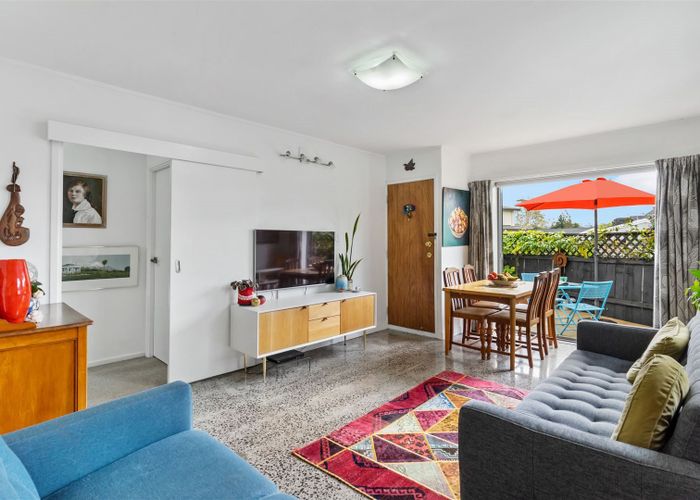  at 4/41 Celtic Crescent, Ellerslie, Auckland